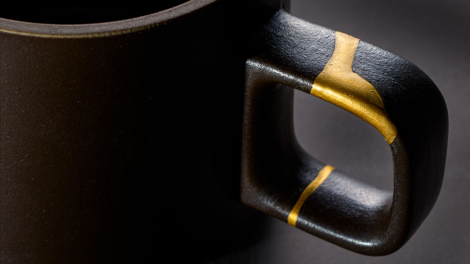 マグカップ把手金継ぎ